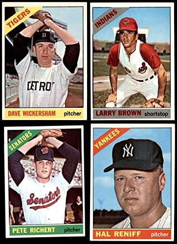 1966 Topps Baseball 50 Kártya Starter Set/Sok (Baseball Szett) EX/MT